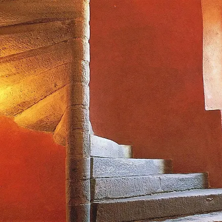 Chateau La Servayrie - D'hotes * Marcillac-Vallon