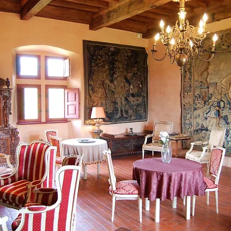 Chateau La Servayrie - D'hotes Bed & Breakfast *