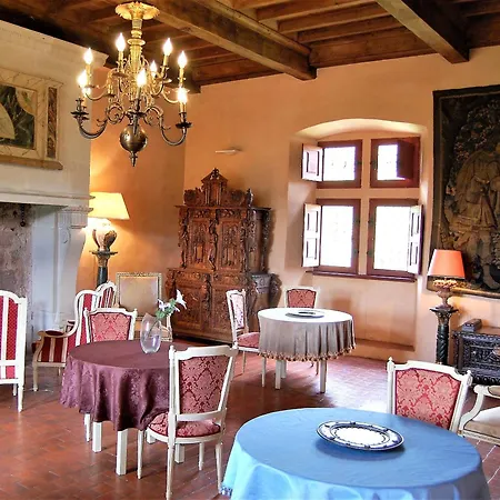 Chateau La Servayrie - D'hotes Bed & Breakfast Marcillac-Vallon