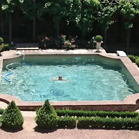 Couette-café Chateau La Servayrie - D'hôtes Marcillac-Vallon